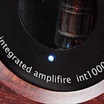 Transistor integrated amplifier