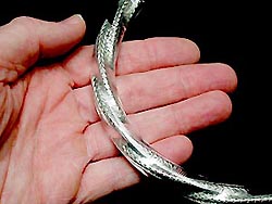 Tapain wire