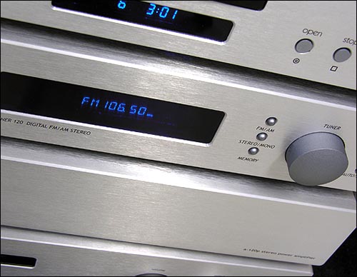 6moons audio reviews: Consonance by Opera Audio System